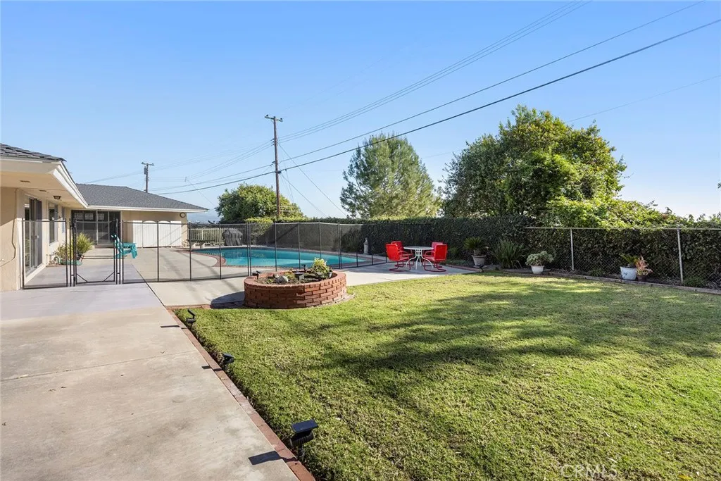 712 Toussau, Fullerton, California 92831 home-pic-41