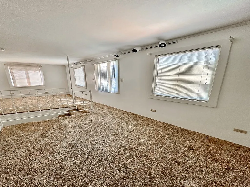 319 N Encinitas Avenue, Monrovia, California 91016 home-pic-12