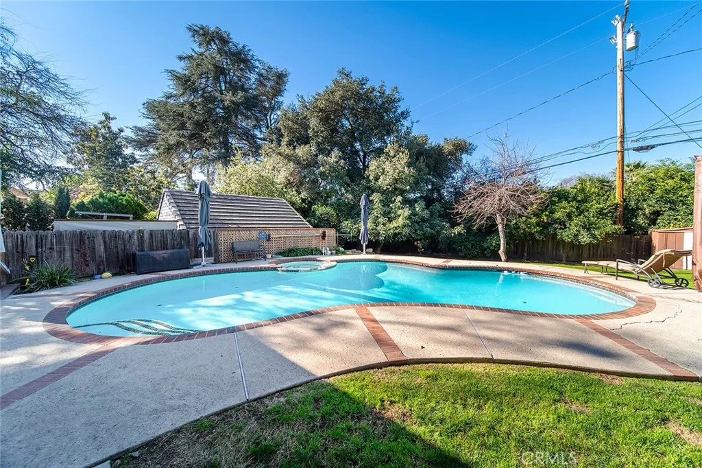 319 N Encinitas Avenue, Monrovia, California 91016 home-pic-17