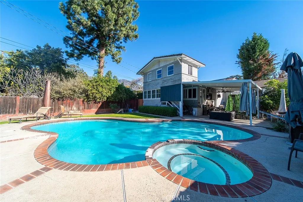 319 N Encinitas Avenue, Monrovia, California 91016 home-pic-15