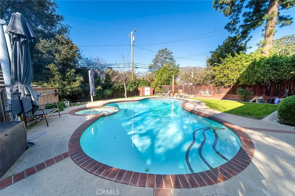 319 N Encinitas Avenue, Monrovia, California 91016 home-pic-18
