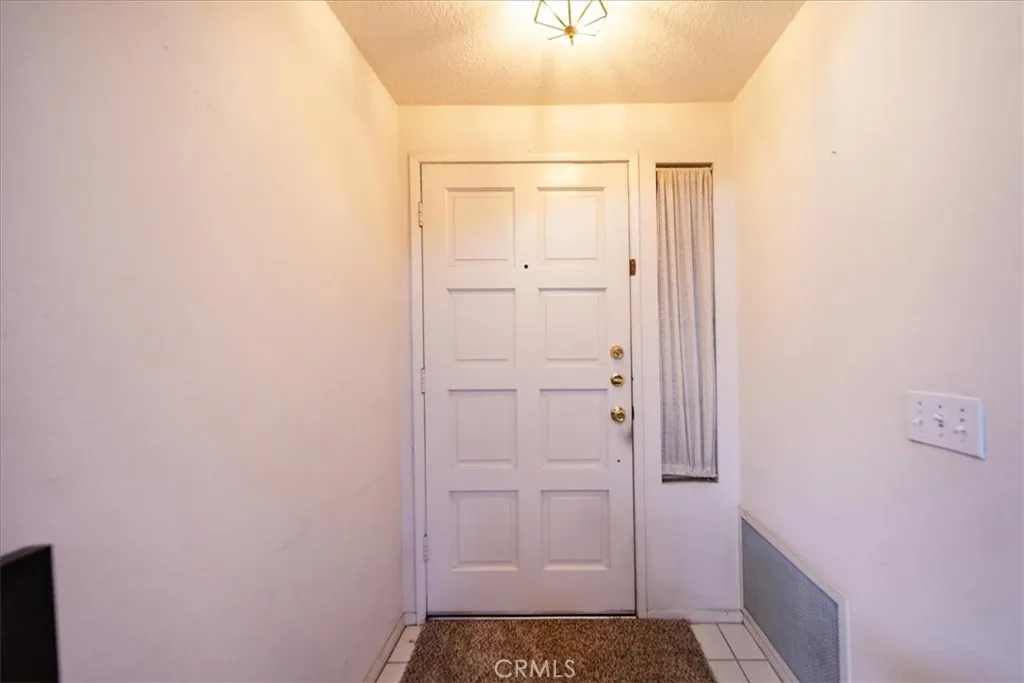 822 Oakhurst Drive, Pomona, California 91767 home-pic-9