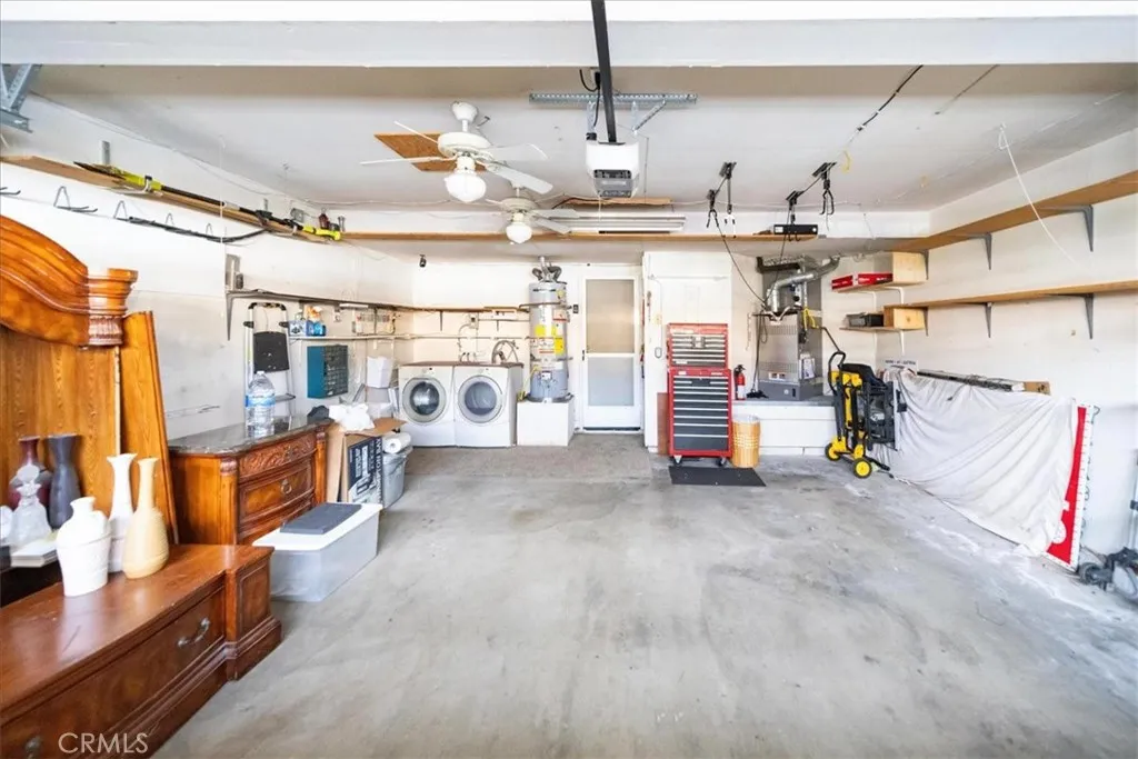 822 Oakhurst Drive, Pomona, California 91767 home-pic-32