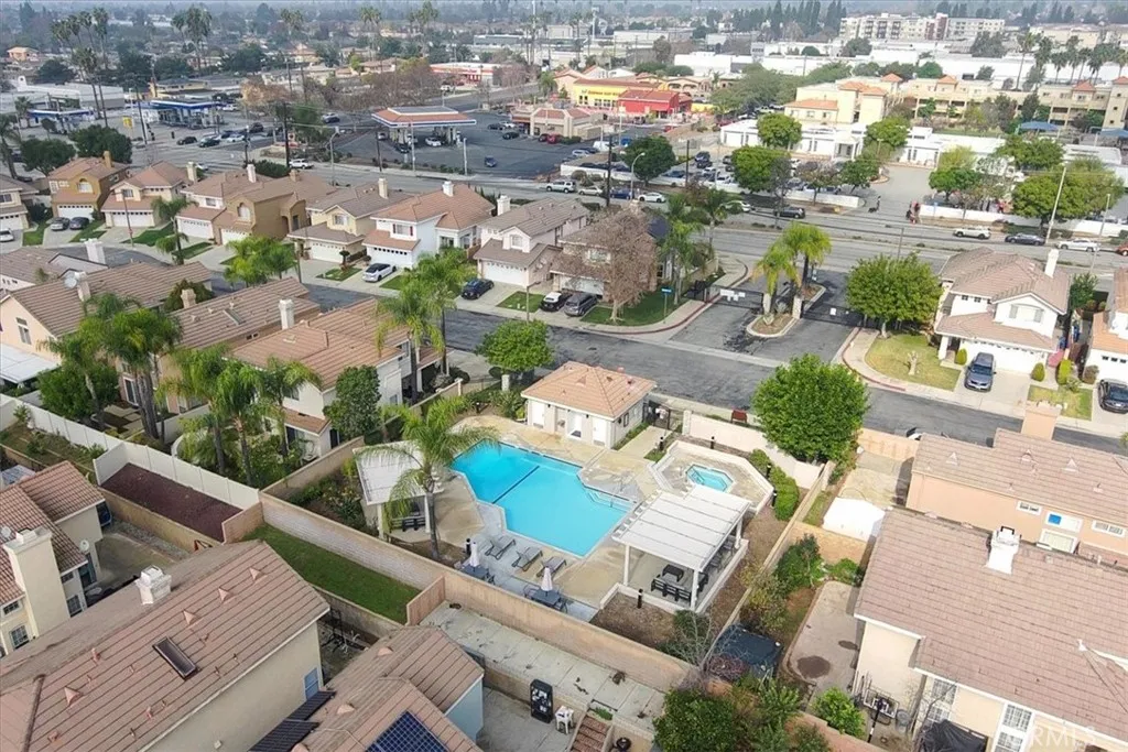 822 Oakhurst Drive, Pomona, California 91767 home-pic-43