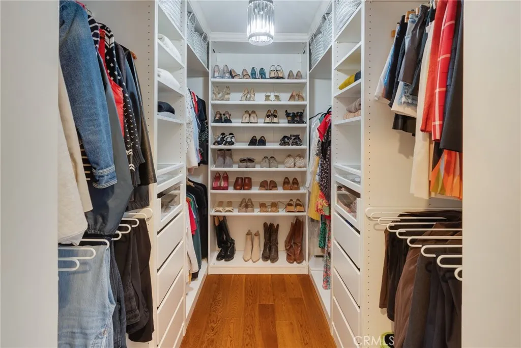 Custom Closets with Lots of Storage