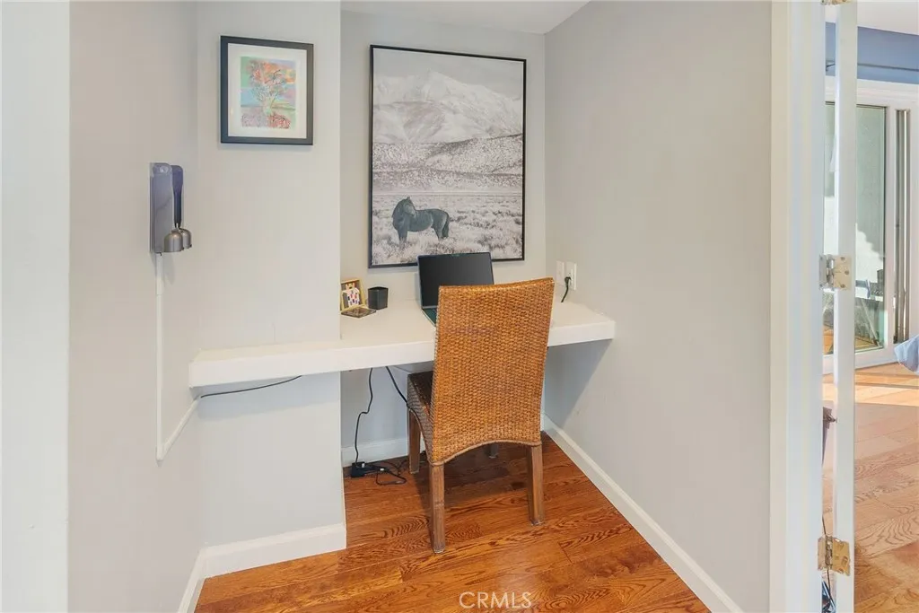 Desk Alcove  Built in