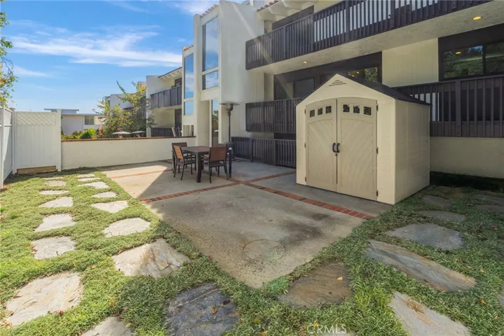 Great outside Entertaining Space and Large Storage Shed can Stay.
