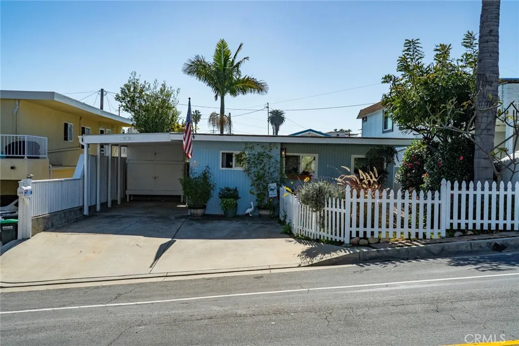 229 W Canada, San Clemente, California 92672 home-pic-1