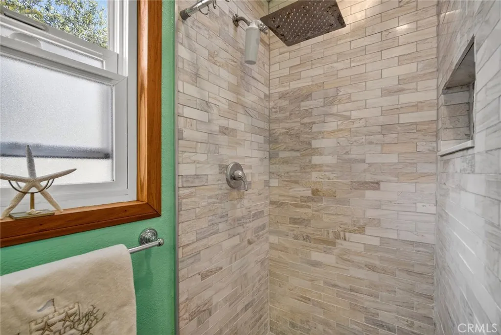 229 W Canada, San Clemente, California 92672 home-pic-19