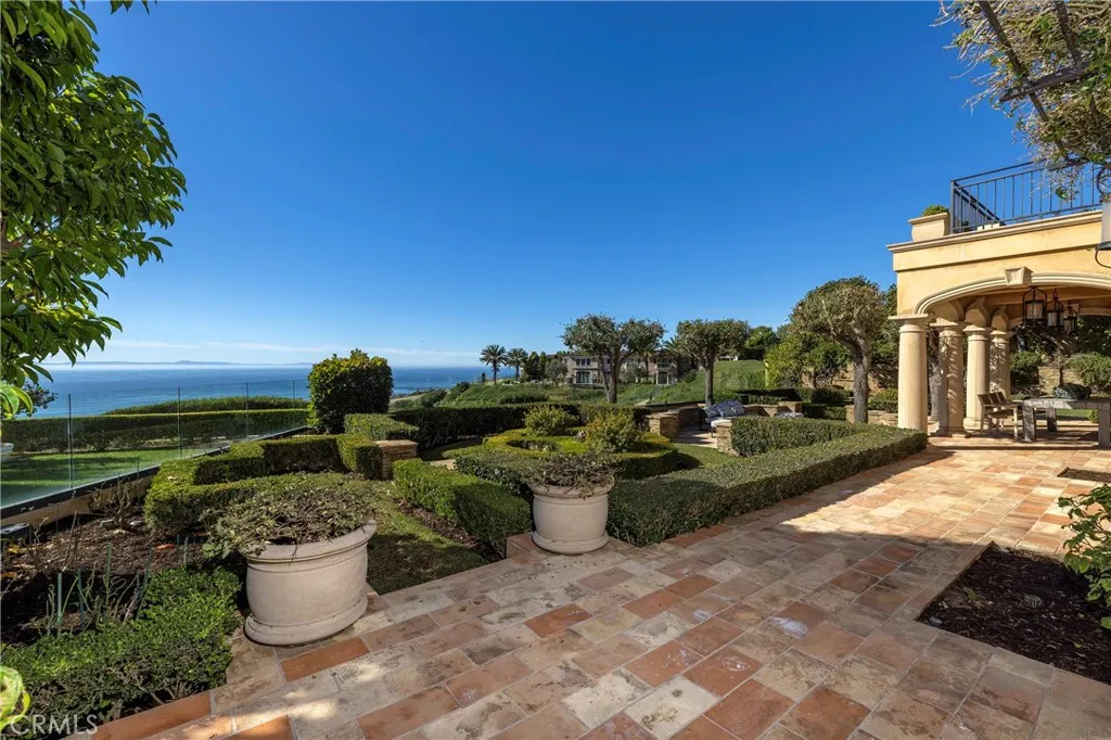 2 Channel Vista, Newport Coast, California 92657 home-pic-12