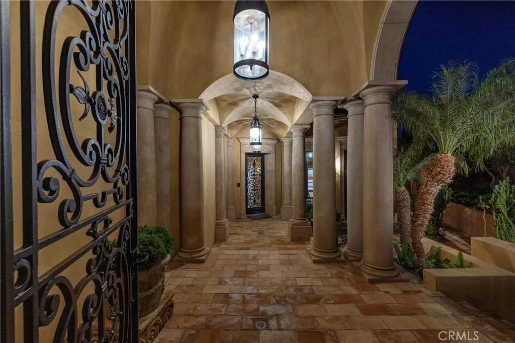 2 Channel Vista, Newport Coast, California 92657 home-pic-2