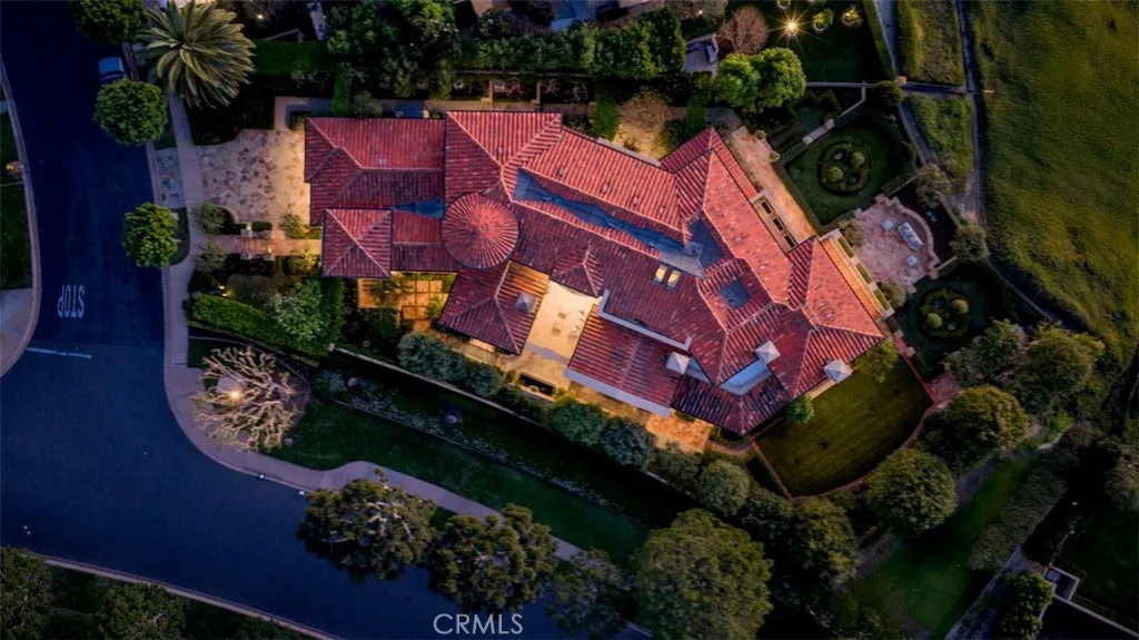 2 Channel Vista, Newport Coast, California 92657 home-pic-31