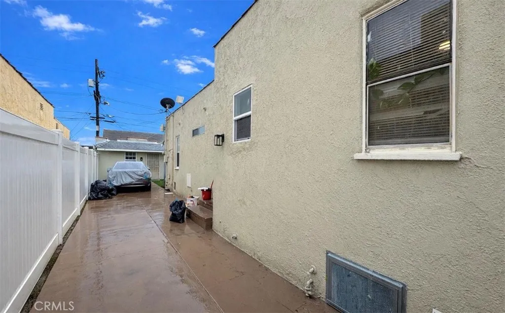 1428 W 91st, Los Angeles, California 90047 home-pic-12