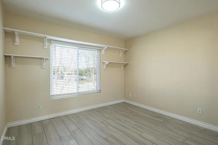 507 Batten-25