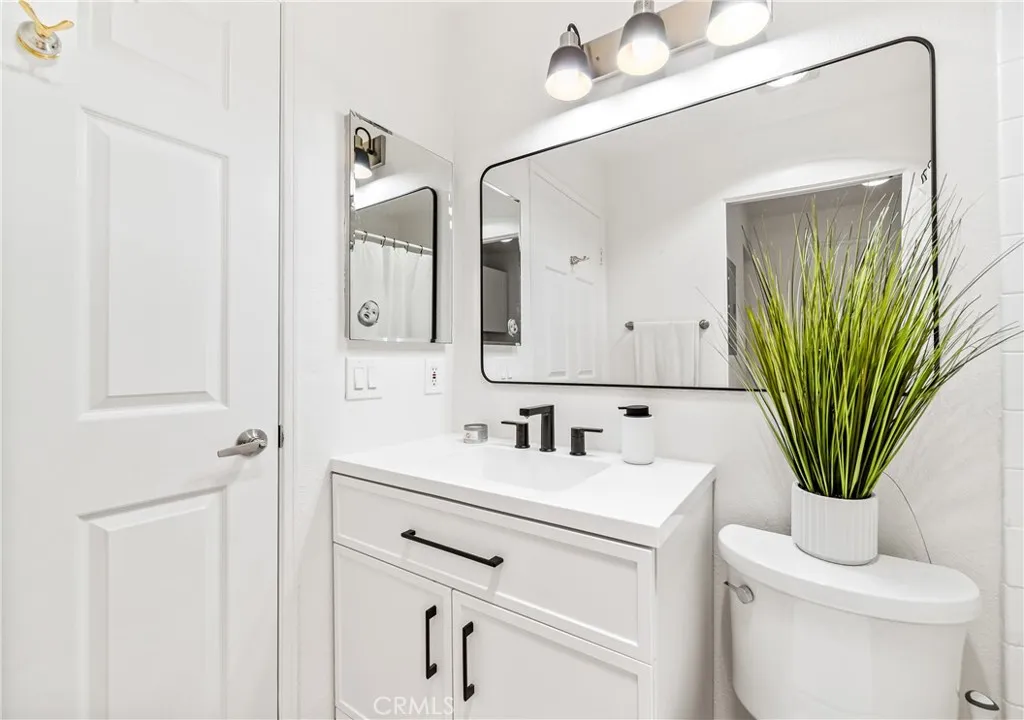1442 Brett Place 31, San Pedro, California 90732 home-pic-35