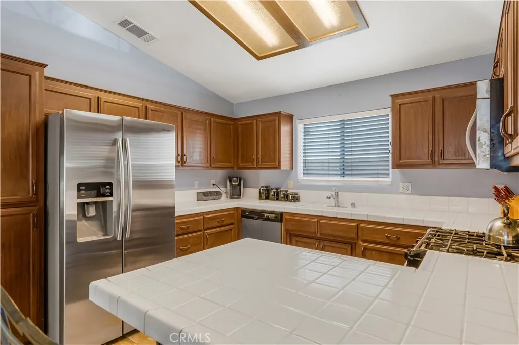 1509 Lucerne, Hemet, California 92544 home-pic-9