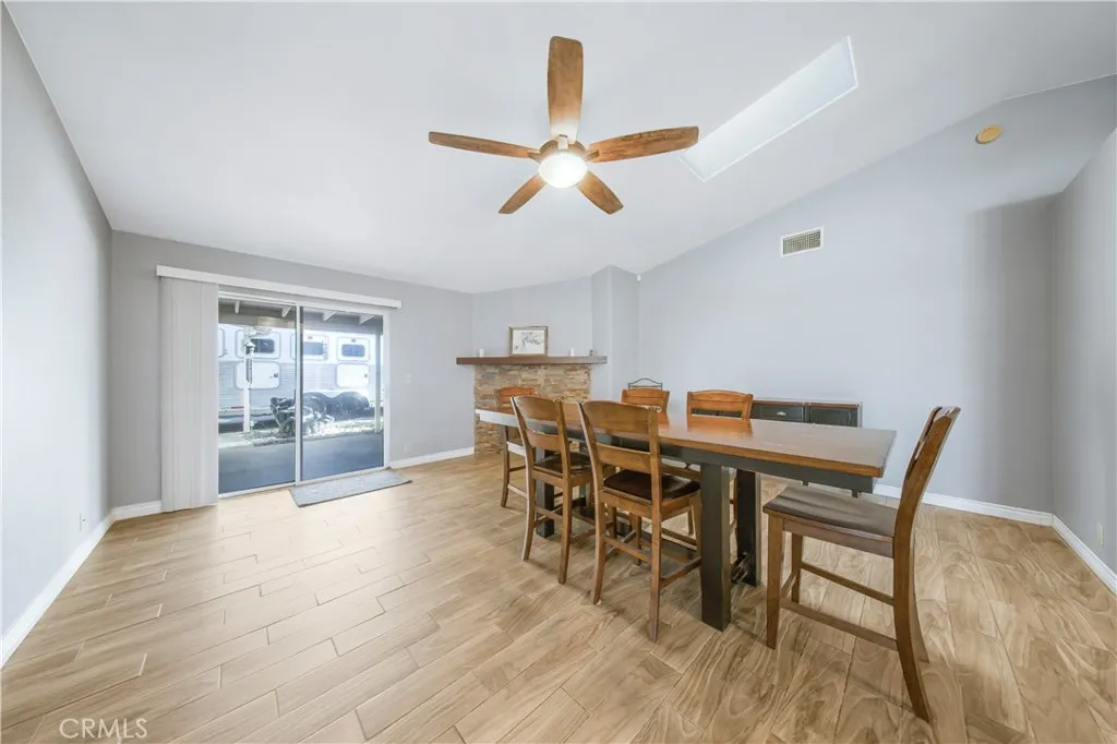 1509 Lucerne, Hemet, California 92544 home-pic-12