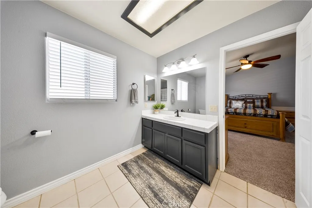 1509 Lucerne, Hemet, California 92544 home-pic-19
