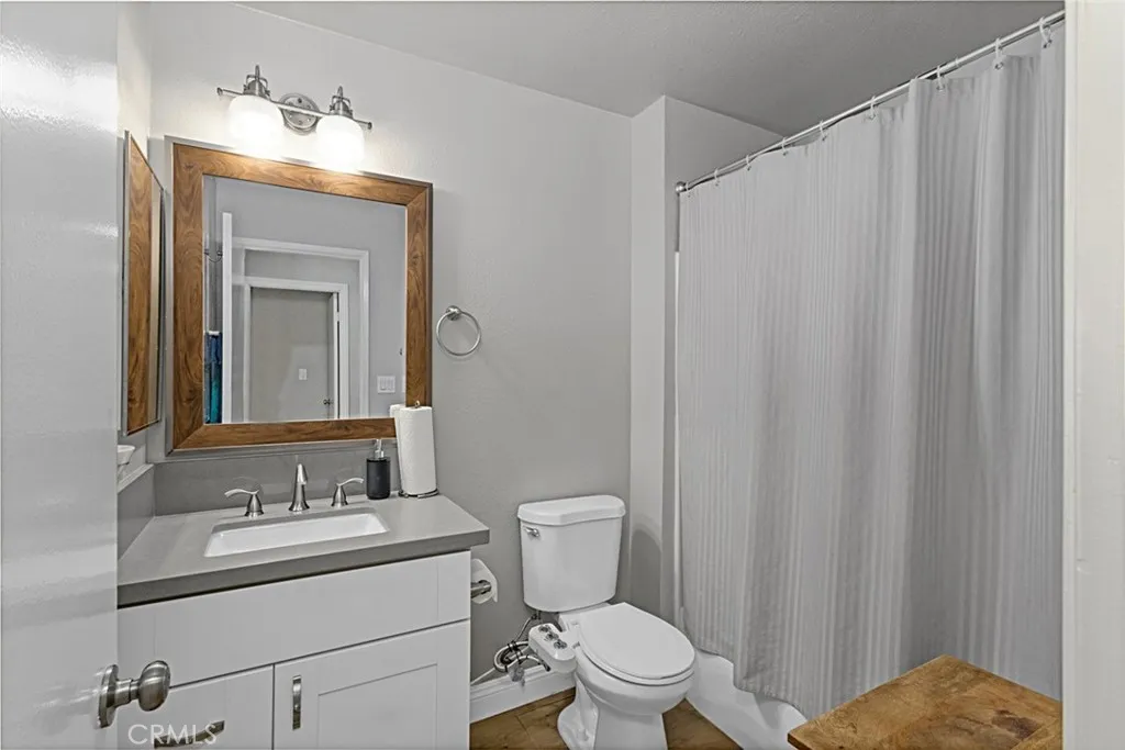 1415 N Greenhaven, Anaheim, California 92801 home-pic-13