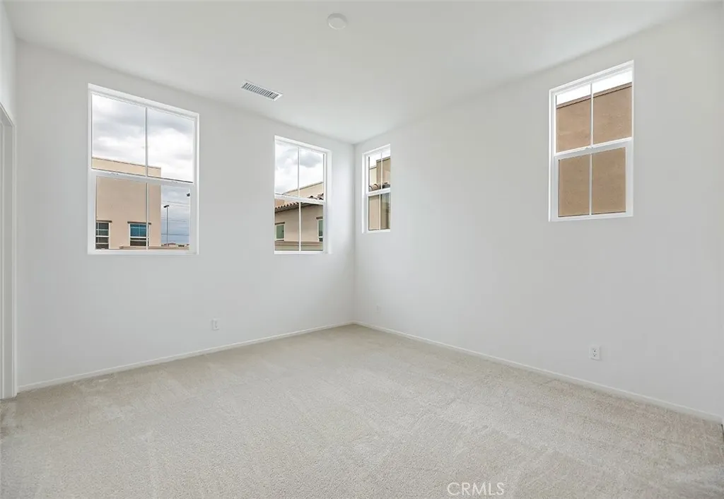 16121 Spicebush Lane, Chino, California 91708 home-pic-12