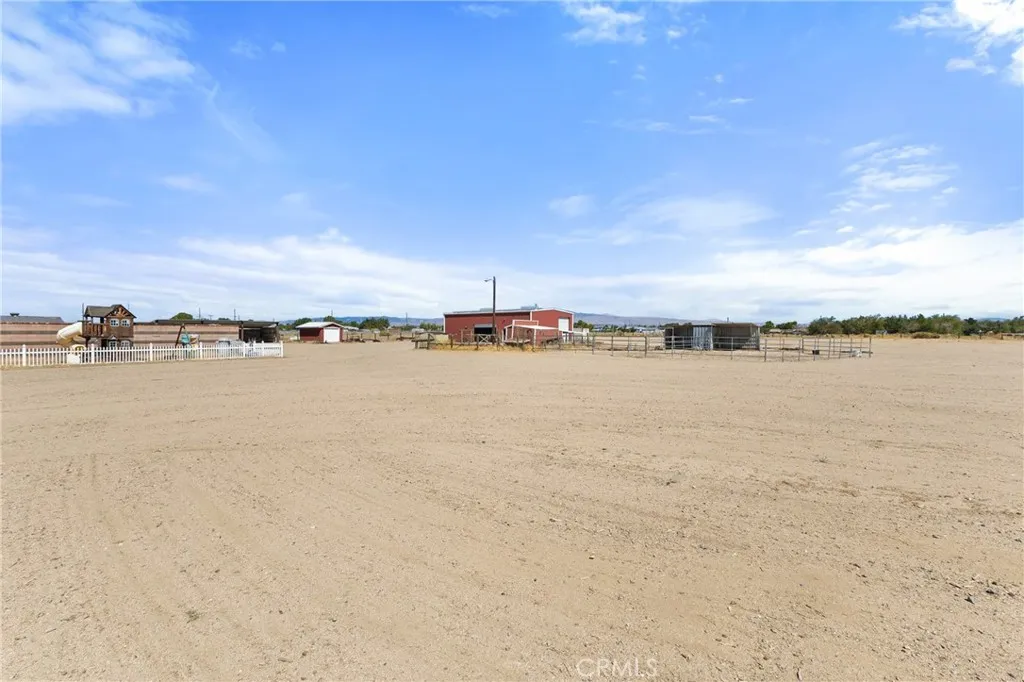 8727 W Avenue E12, Lancaster, California 93536 home-pic-42