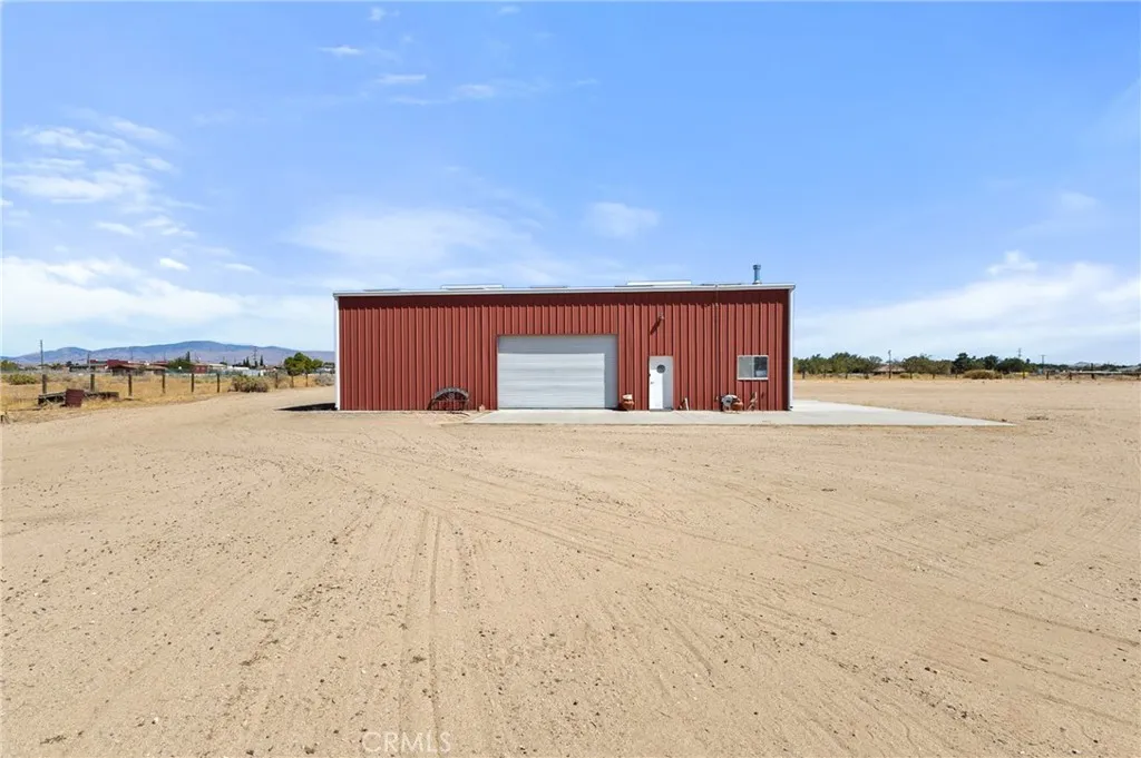 8727 W Avenue E12, Lancaster, California 93536 home-pic-36