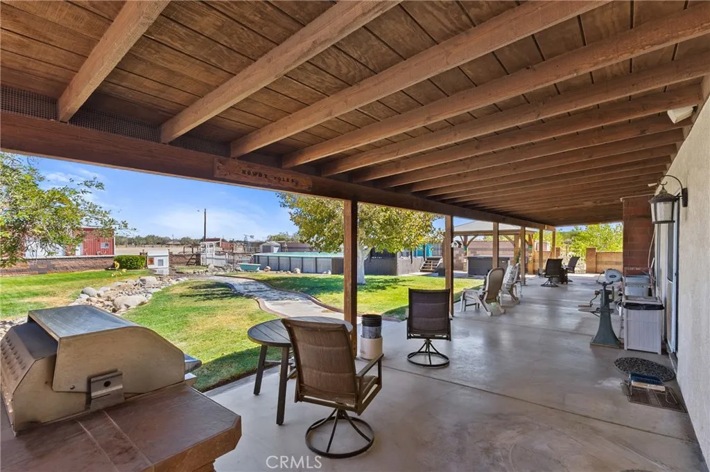 8727 W Avenue E12, Lancaster, California 93536 home-pic-28