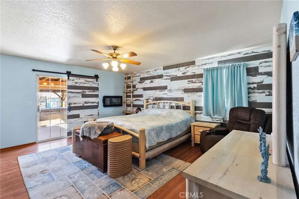 8727 W Avenue E12, Lancaster, California 93536 home-pic-14