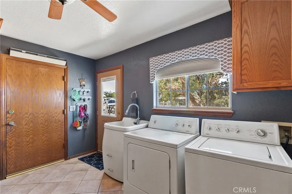 8727 W Avenue E12, Lancaster, California 93536 home-pic-24