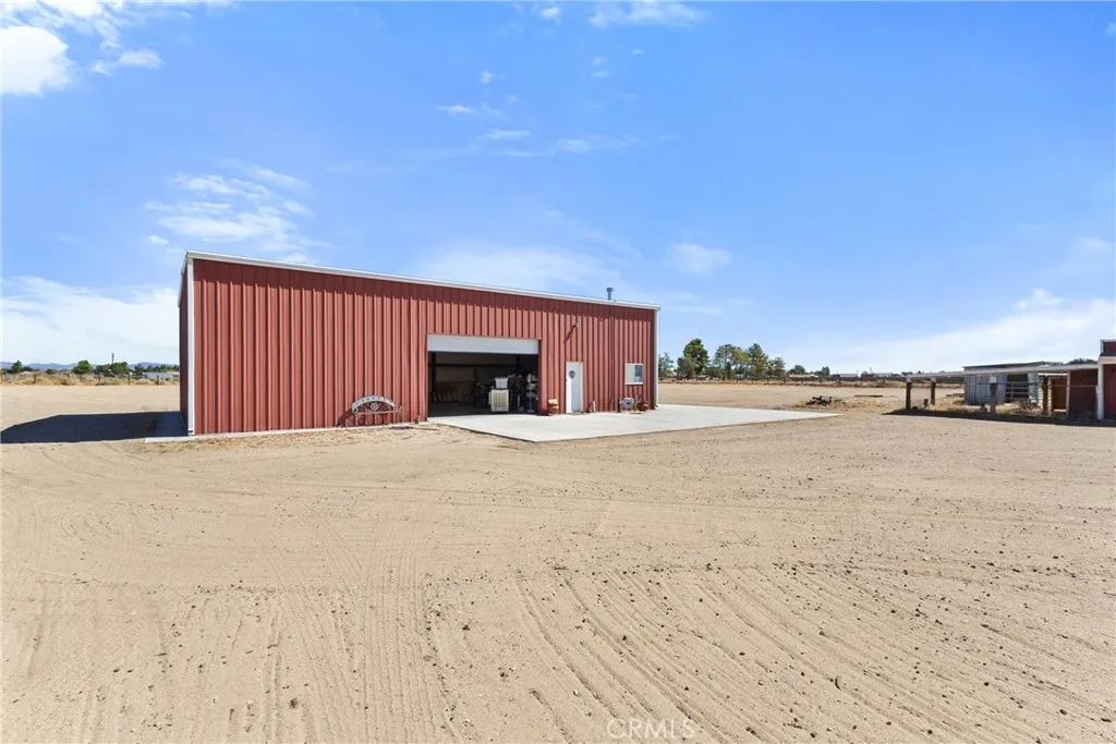 8727 W Avenue E12, Lancaster, California 93536 home-pic-37