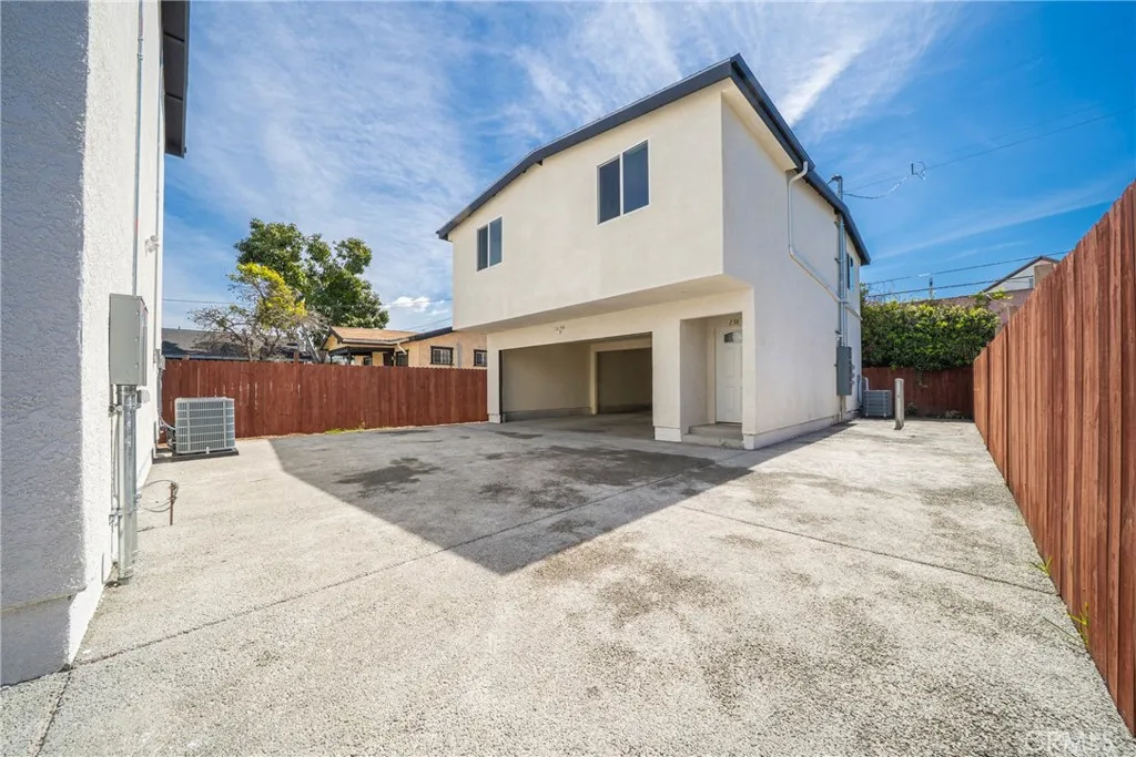 236 W 84th, Los Angeles, California 90003 home-pic-6