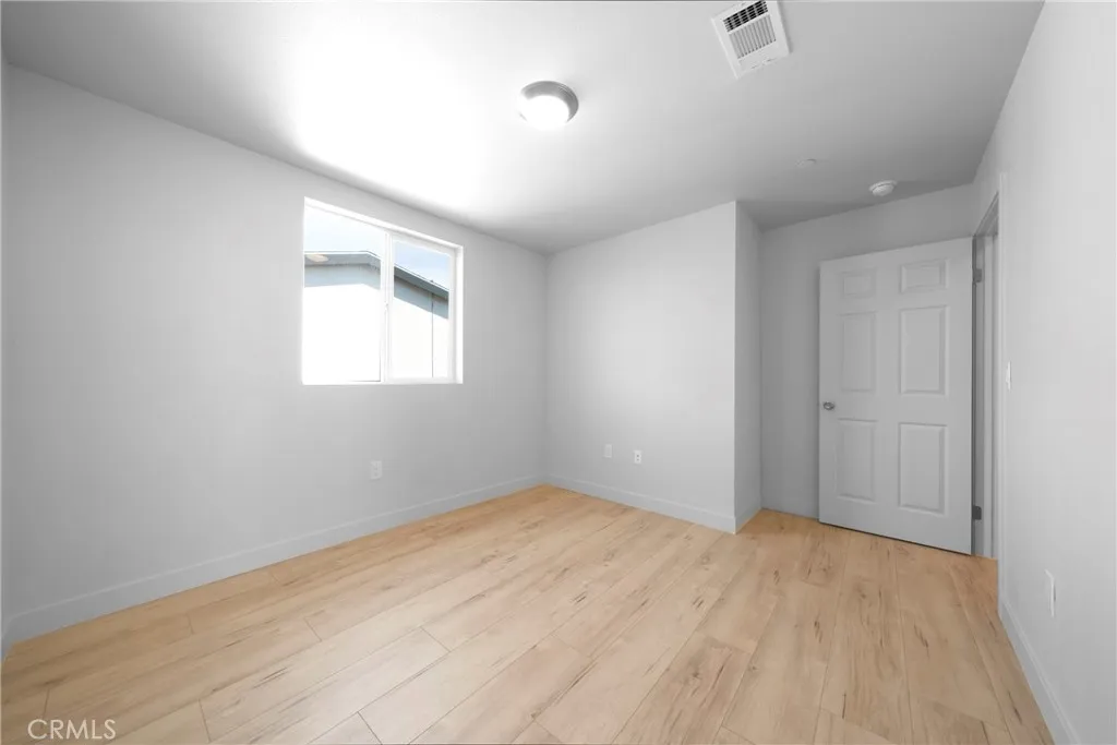 236 W 84th, Los Angeles, California 90003 home-pic-20