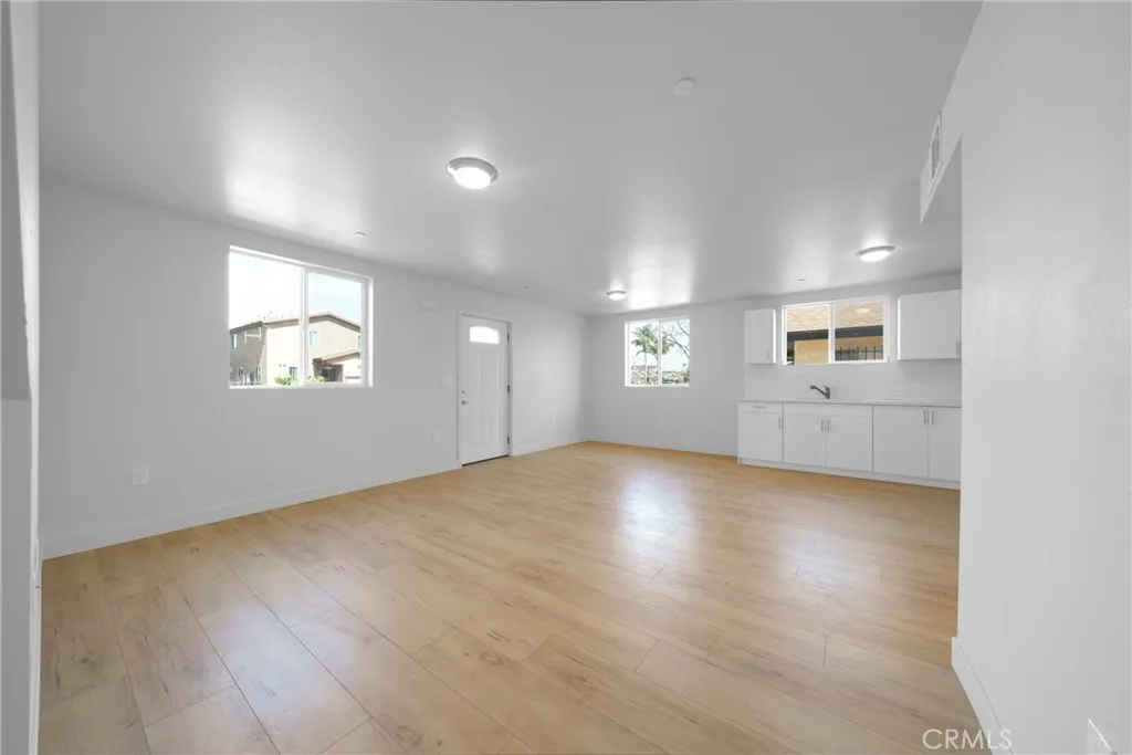 236 W 84th, Los Angeles, California 90003 home-pic-38