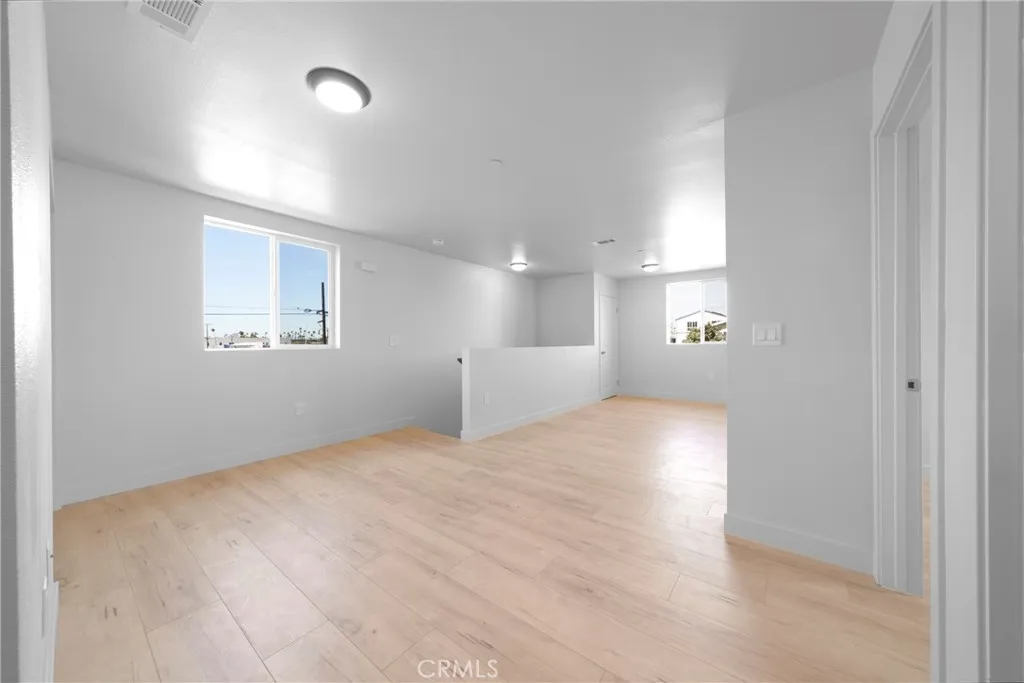 236 W 84th, Los Angeles, California 90003 home-pic-23