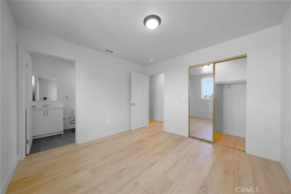 236 W 84th, Los Angeles, California 90003 home-pic-37