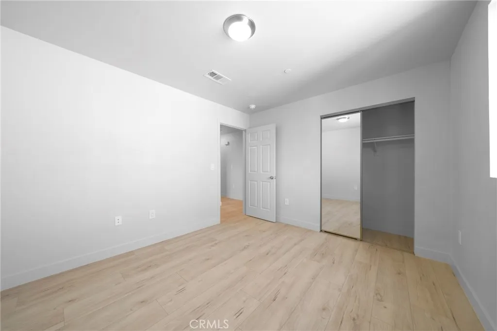 236 W 84th, Los Angeles, California 90003 home-pic-18