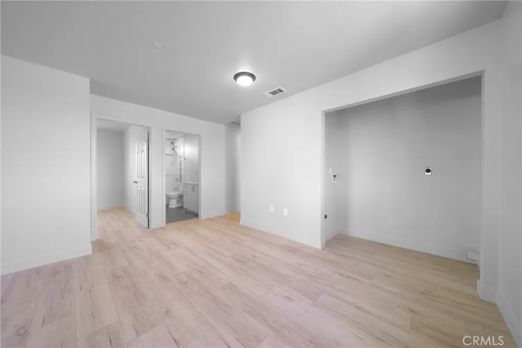 236 W 84th, Los Angeles, California 90003 home-pic-28