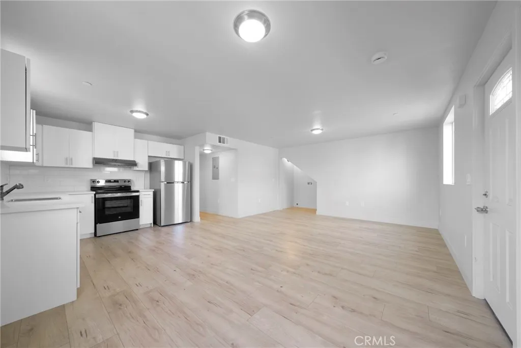 236 W 84th, Los Angeles, California 90003 home-pic-40