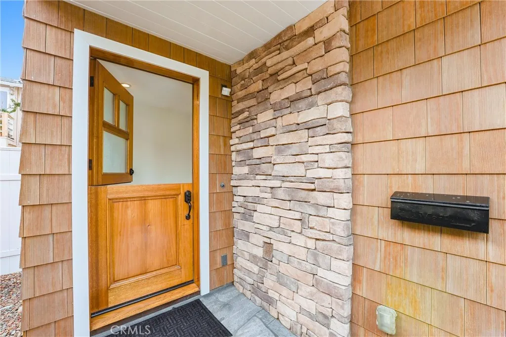 Come on in.  Yes, that is a Dutch door.  :)