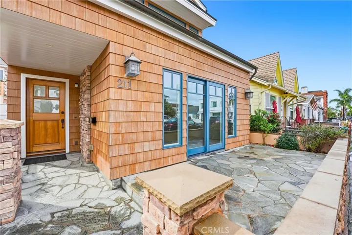 Right up front, the perfect patio