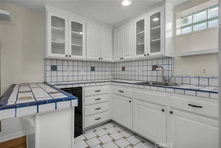 Studio Kitchenette