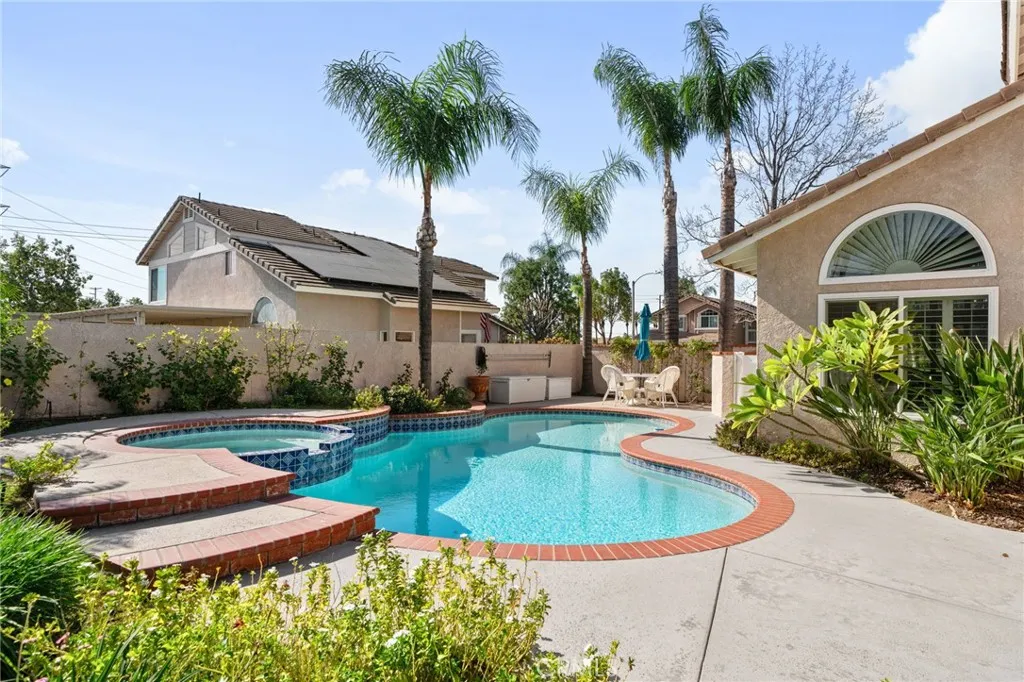 7243 Kittyhawk Street, Fontana, California 92336 home-pic-39