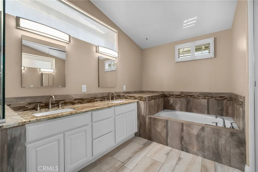 7243 Kittyhawk Street, Fontana, California 92336 home-pic-26