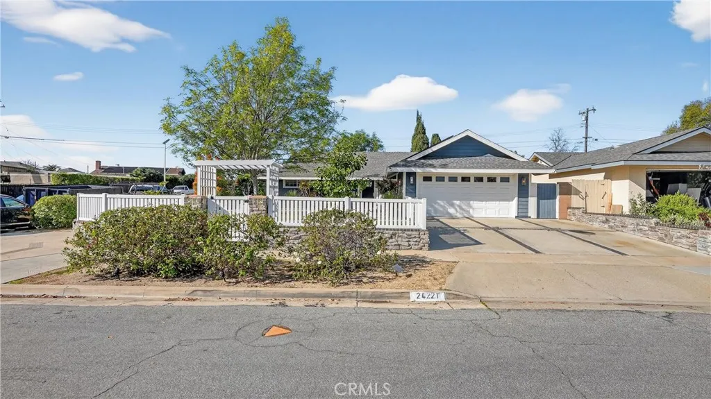 24221 Ankerton, Lake Forest, California 92630 home-pic-3