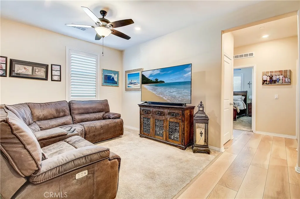 34495 Agave Drive 26111, Winchester, California 92596 home-pic-16