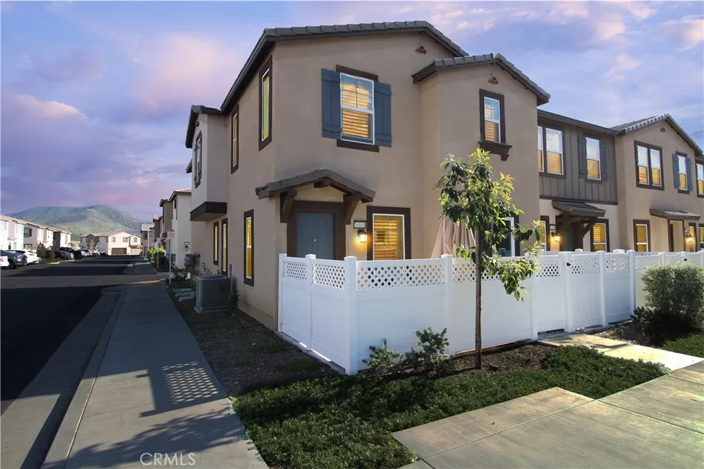 34495 Agave Drive 26111, Winchester, California 92596 home-pic-1