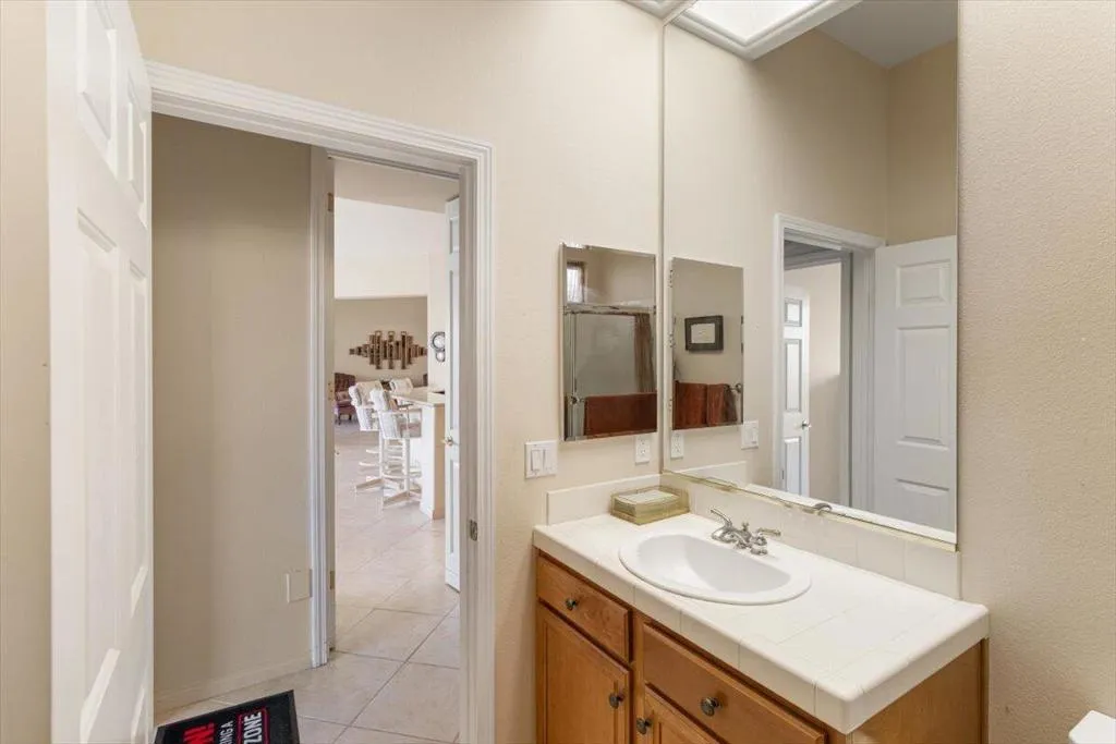 39262 Gainsborough Circle, Palm Desert, California 92211 home-pic-28