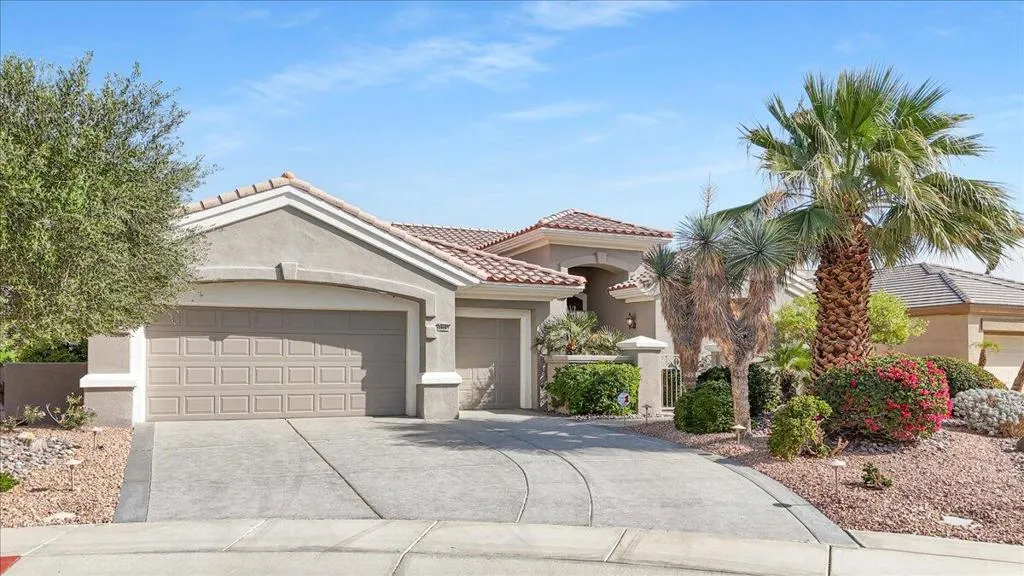 39262 Gainsborough Circle, Palm Desert, California 92211 home-pic-3