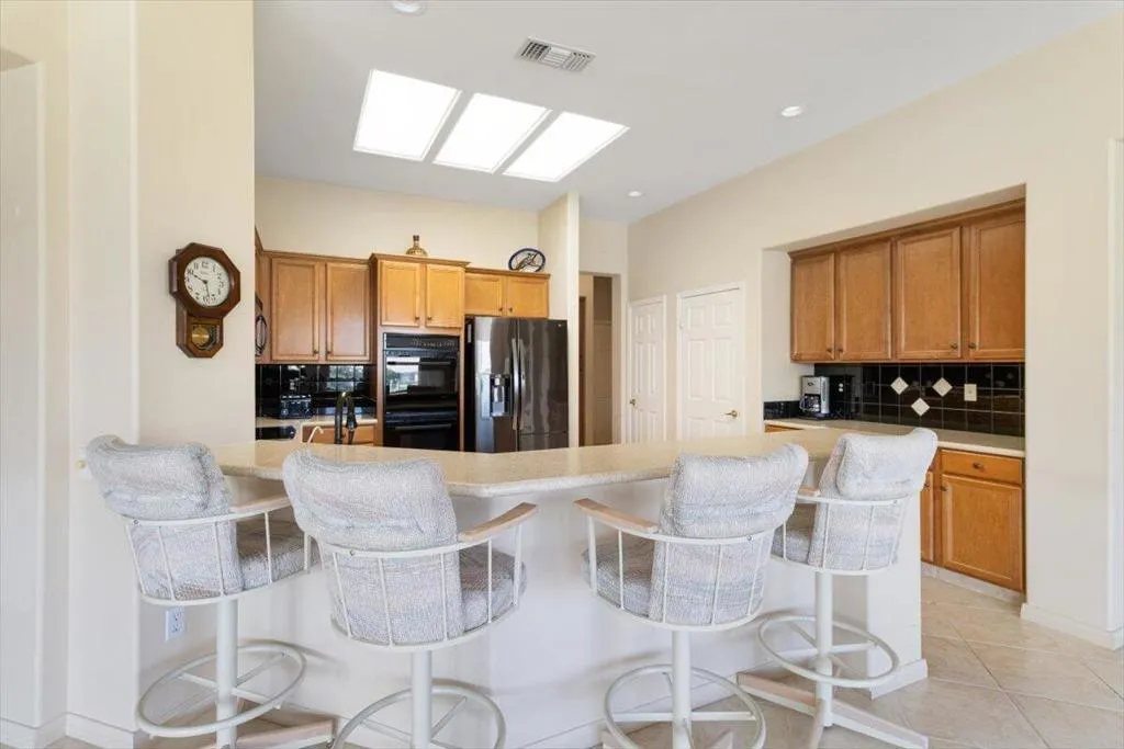 39262 Gainsborough Circle, Palm Desert, California 92211 home-pic-24