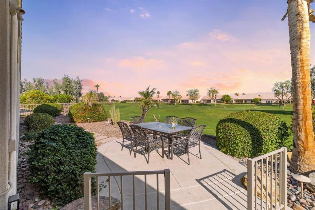 39262 Gainsborough Circle, Palm Desert, California 92211 home-pic-8